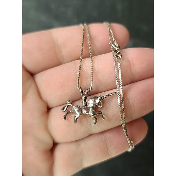 925 Sterling Silver Unicorn Pendant Necklace Vintage - Picture 2 of 10